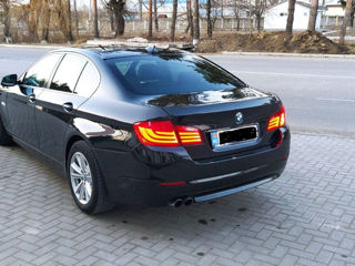 BMW 5 Series foto 2