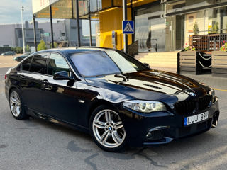 BMW 5 Series foto 3