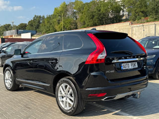 Volvo XC60 foto 3