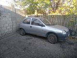 Opel corsa.  anu  2000,   motor x 10 xe foto 2