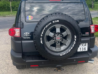 Toyota FJ Cruiser foto 3