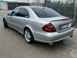 Mercedes E-Class foto 5