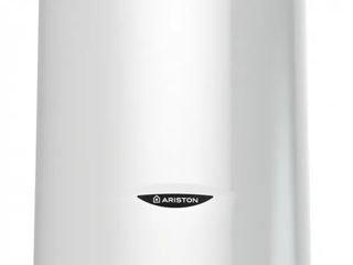 Boiler Ariston de 80l la doar 3099 lei