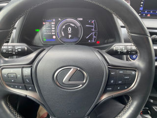 Lexus UX foto 6