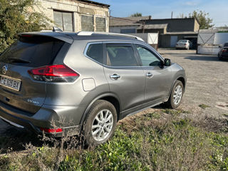 Nissan Rogue foto 4