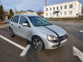 Opel Corsa foto 2