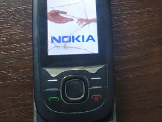 Nokia 2220s.