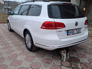 Volkswagen Passat foto 3