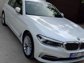 BMW 5 Series foto 8