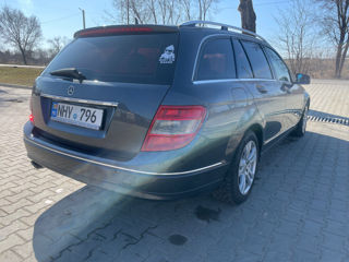 Mercedes C-Class фото 3