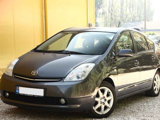 Toyota Prius foto 1