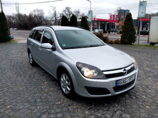 Opel Astra foto 4