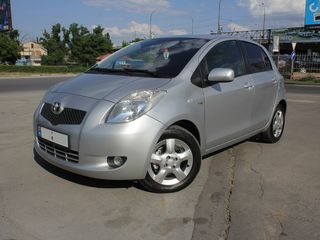 Toyota Yaris foto 3