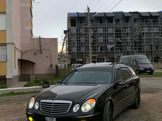 Mercedes E-Class Wagon, 2004