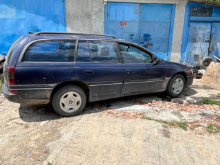 Opel Omega foto 5