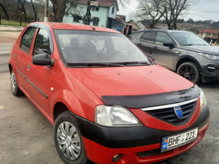 Dacia Logan foto 2