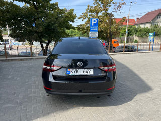 Skoda Superb foto 5