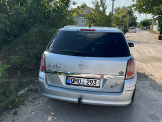 Opel Astra foto 3