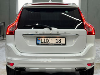 Volvo XC60 foto 4