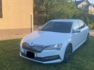 Skoda Superb foto 1