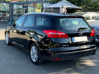 Ford Focus foto 6