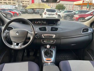 Renault Grand Scenic foto 9