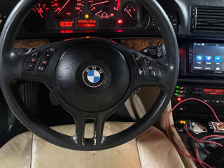 BMW 5 Series foto 9