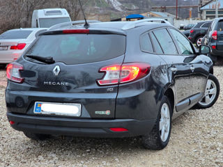 Renault Megane foto 4