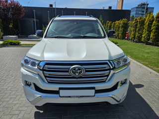 Toyota Land Cruiser foto 2