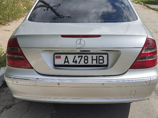 Mercedes E-Class foto 4