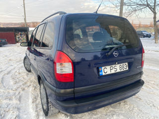 Opel Zafira foto 6