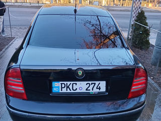 Skoda Superb foto 5