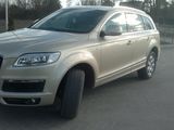 Audi Q7 foto 2