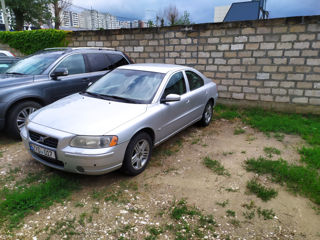 Volvo S60 foto 2