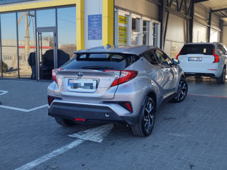 Toyota C-HR foto 3