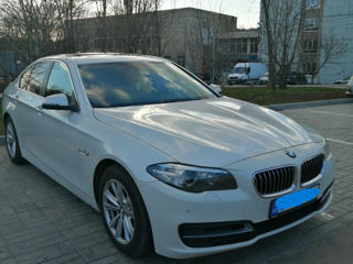 BMW 5 Series foto 3