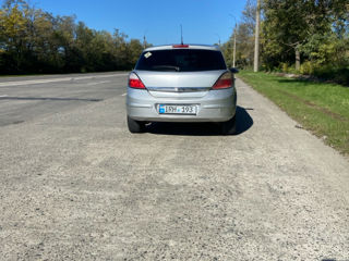 Opel Astra foto 3