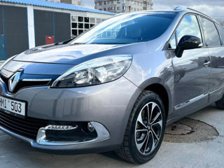 Renault Grand Scenic foto 6