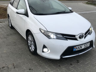 Toyota Auris foto 3