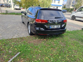 Volkswagen Passat foto 4