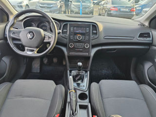 Renault Megane foto 8