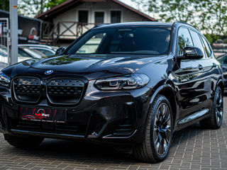 BMW iX3 фото 0