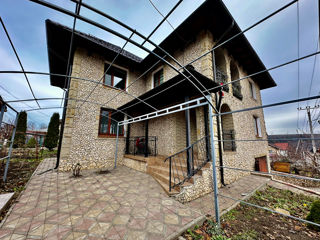 Casa pe pământ in Ialoveni