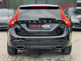 Volvo V60 foto 4