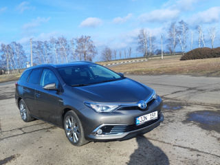 Toyota Auris foto 2