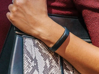 Фитнес-браслет Jawbone UP3, черный, красный, зеленый. foto 9