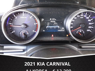 KIA Carnival foto 8