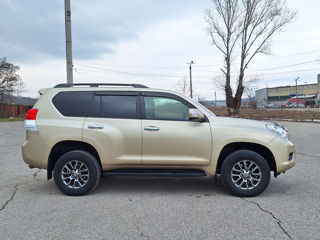 Toyota Land Cruiser Prado foto 5