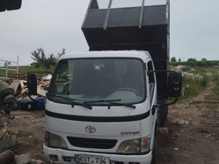 Toyota DYNA foto 3