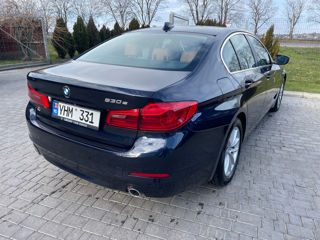 BMW 5 Series foto 4